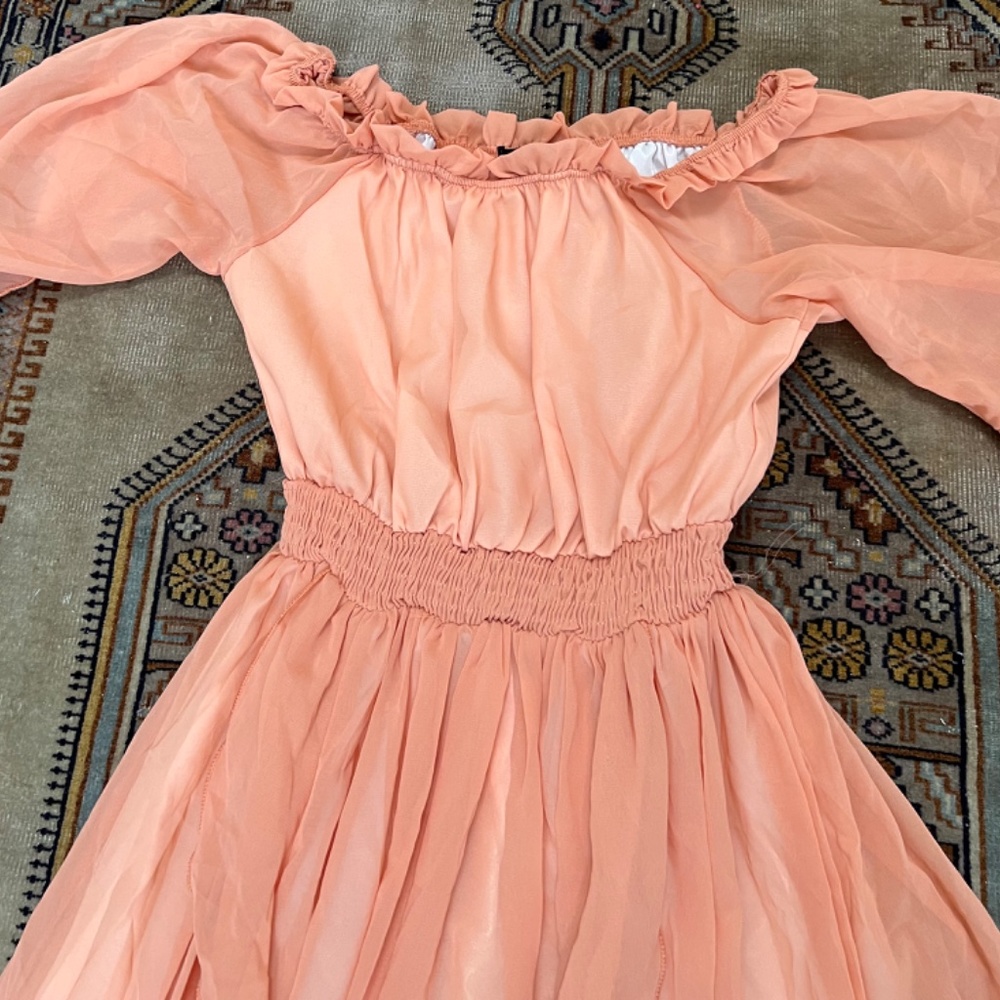 Dress - Picture 3 of 4